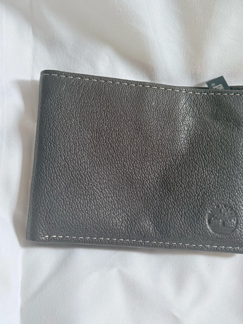 Timberland wallet is made from genuine textured leather Folding